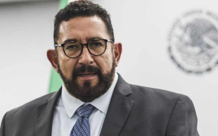 Ulises Lara renuncia a la FGR tras 6 meses en el cargo