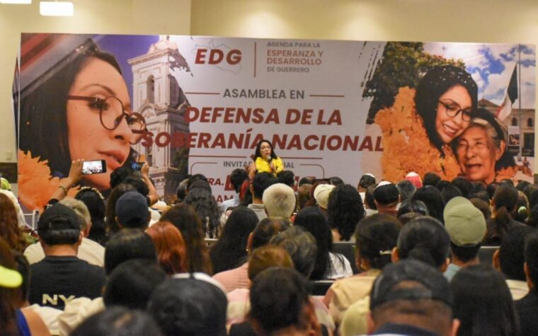 Esthela Damián recebe apoio de líderes sociais em Chilpancingo