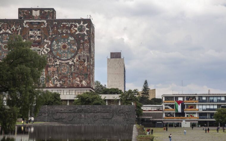 Crisis en la UNAM asegura lugar a ciertos estudiantes