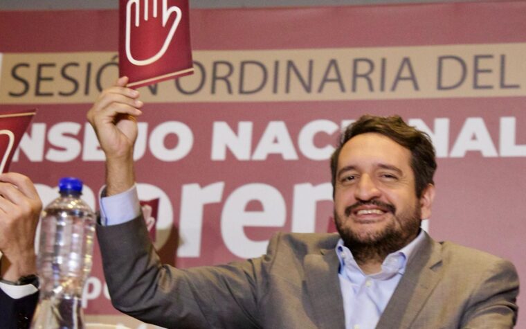 Andy López Beltrán, único aspirante de Morena en VI distrito